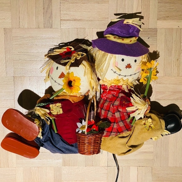 Other - Halloween Decor - Fibre Optic Scarecrows, Great Condition!